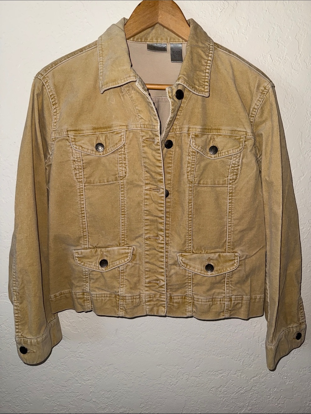 Chico's Corduroy Trucker Jacket Pinwale Tan Button Front Size 1 - Medium